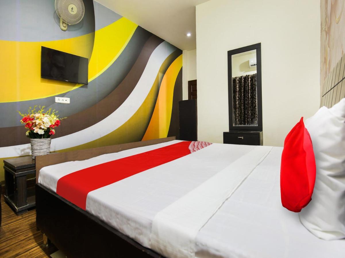 Oyo Flagship Hotel Le Aley Regency 루드히아나 외부 사진