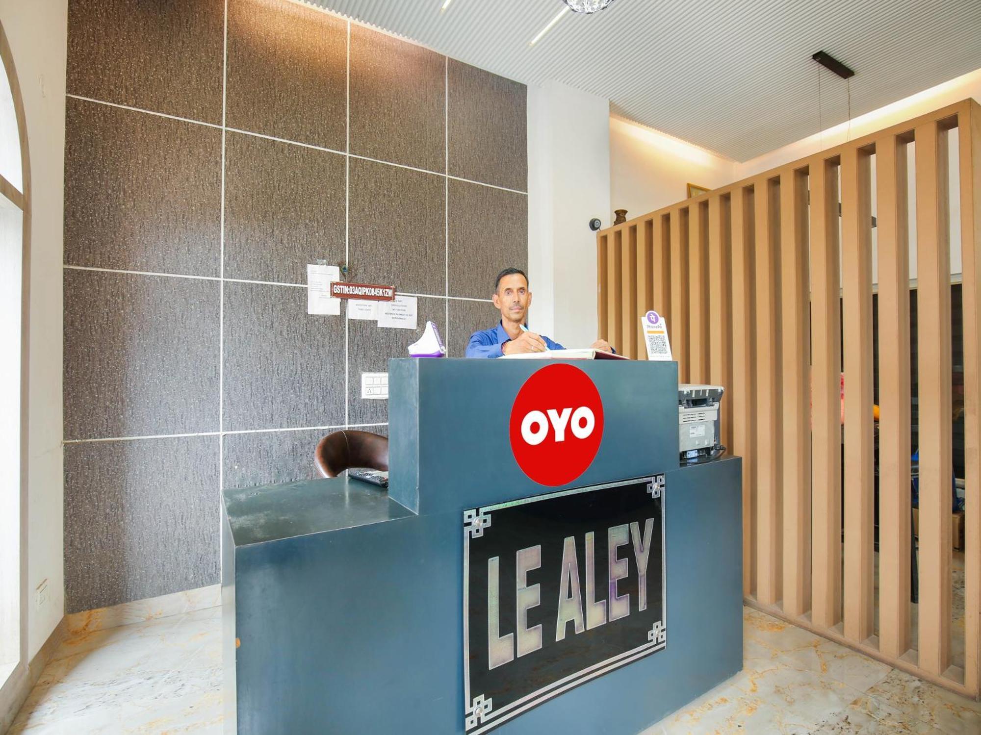 Oyo Flagship Hotel Le Aley Regency 루드히아나 외부 사진